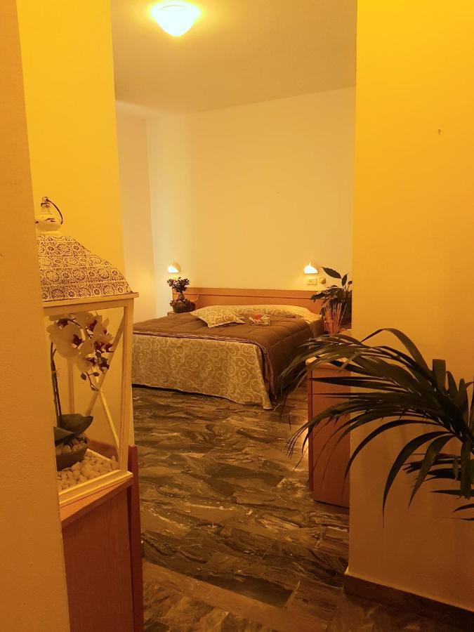 Hotel Romantica ريميني المظهر الخارجي الصورة